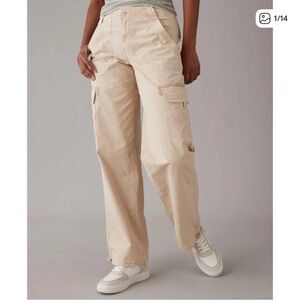 American Eagle Khaki Cargo Jogger Pants - Size 4